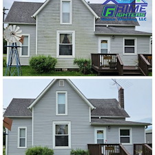 House-Washing-Transformation-in-Stewartsville-MO 5